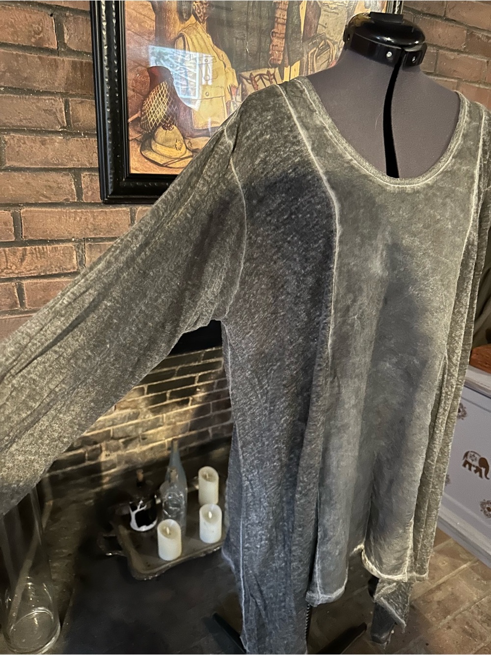 Pete and Greta gray later coverup tunic linen L (Johnny Was label)
